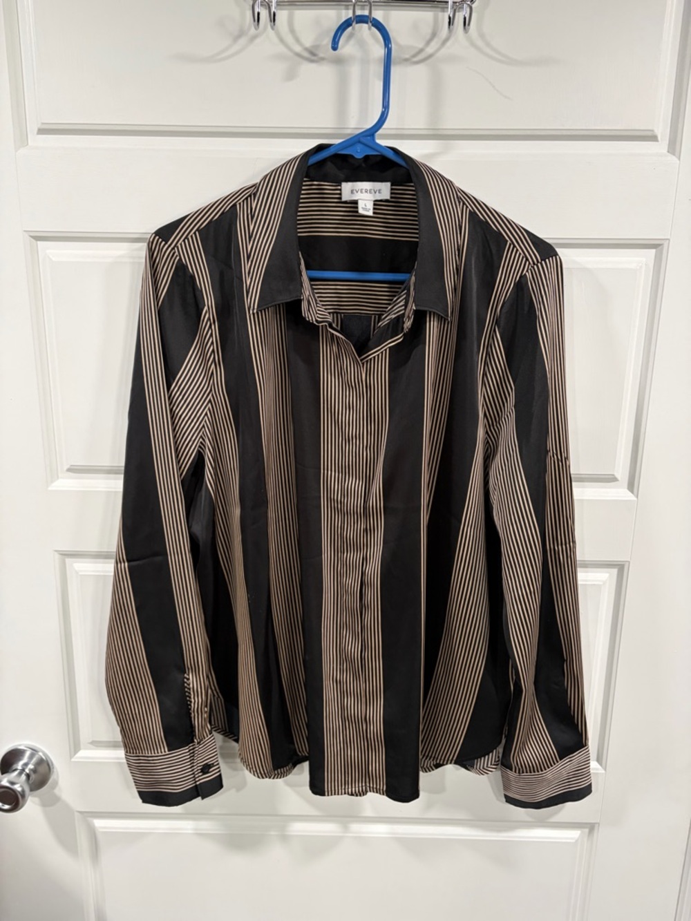 Evereve Black and Beige Vertical Stripe Button-Down Shirt